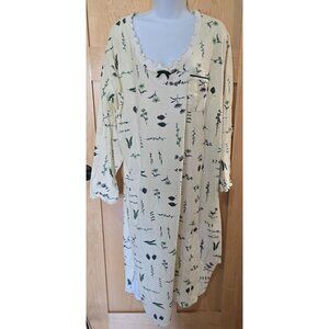 Cream Floral Nightgown With Ruffled Neckline & Pocket warm soft